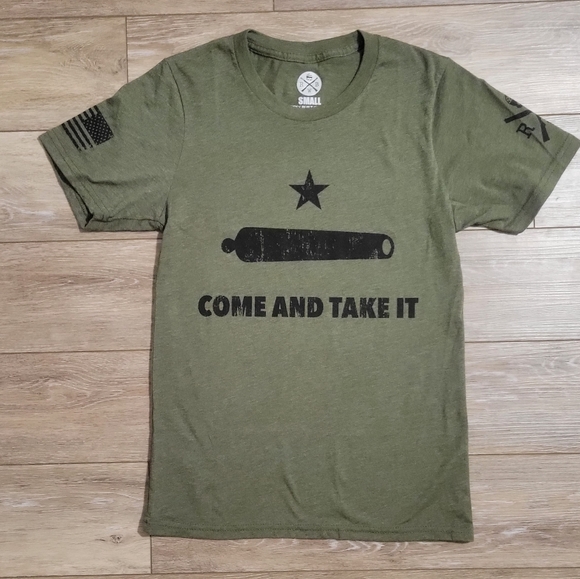 NEW!! Red White Blue Apparel Tee Shirts - S and XS - Picture 5 of 16